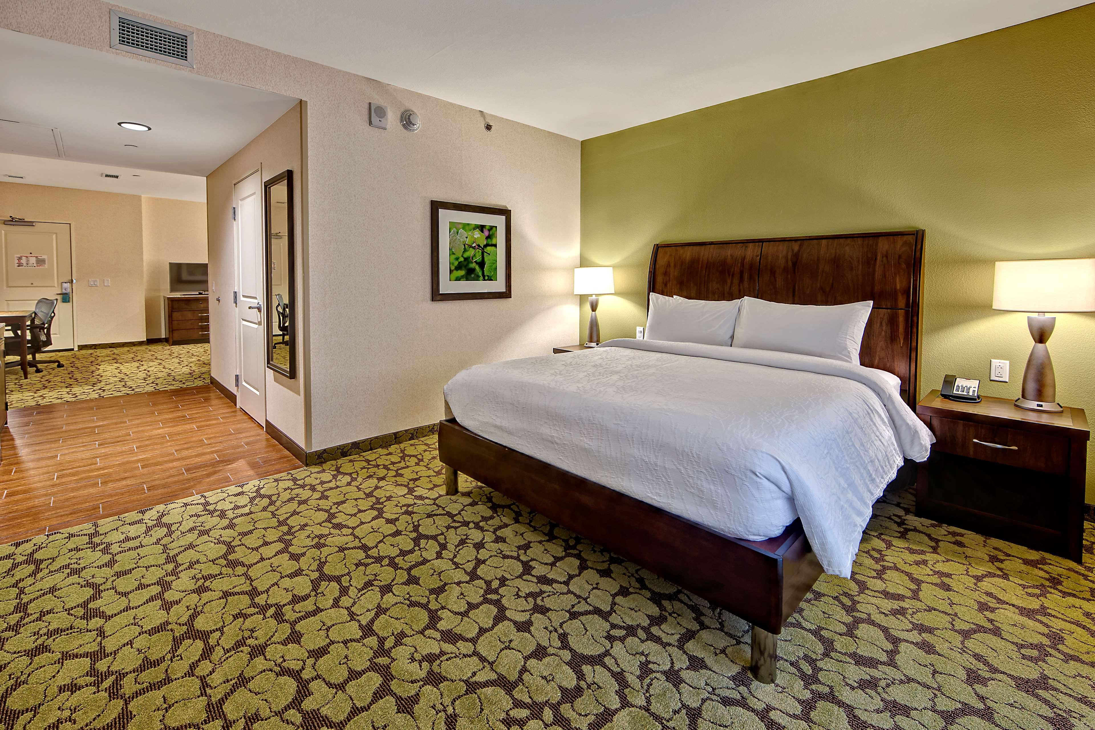 Hilton Garden Inn Nashville Downtown Convention Center Екстер'єр фото