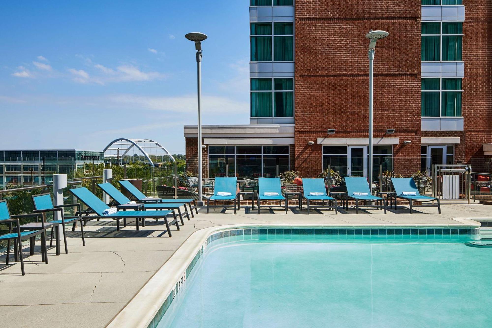 Hilton Garden Inn Nashville Downtown Convention Center Екстер'єр фото