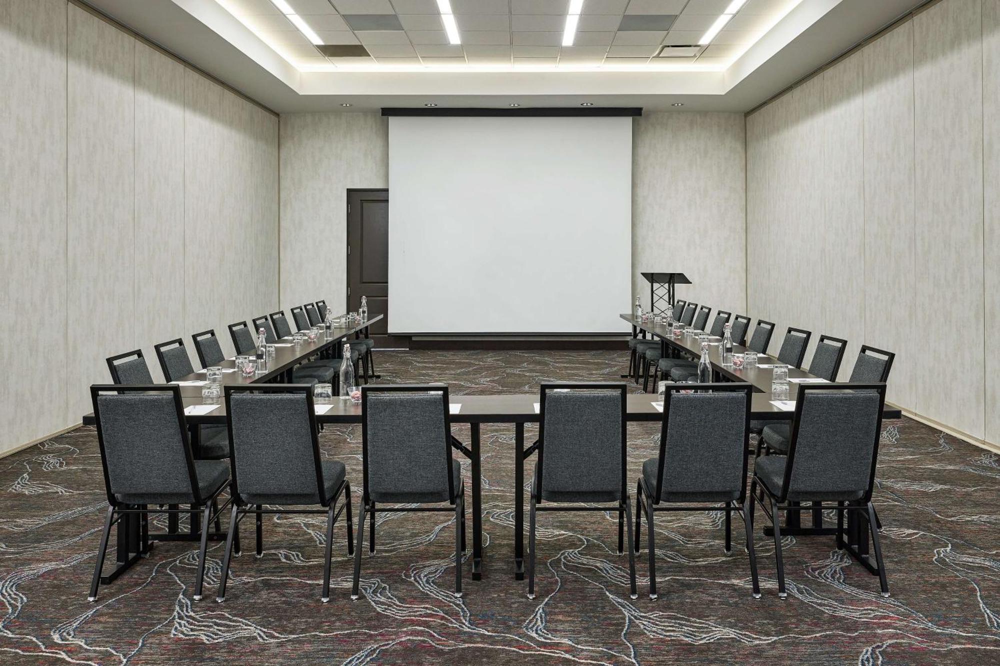 Hilton Garden Inn Nashville Downtown Convention Center Екстер'єр фото