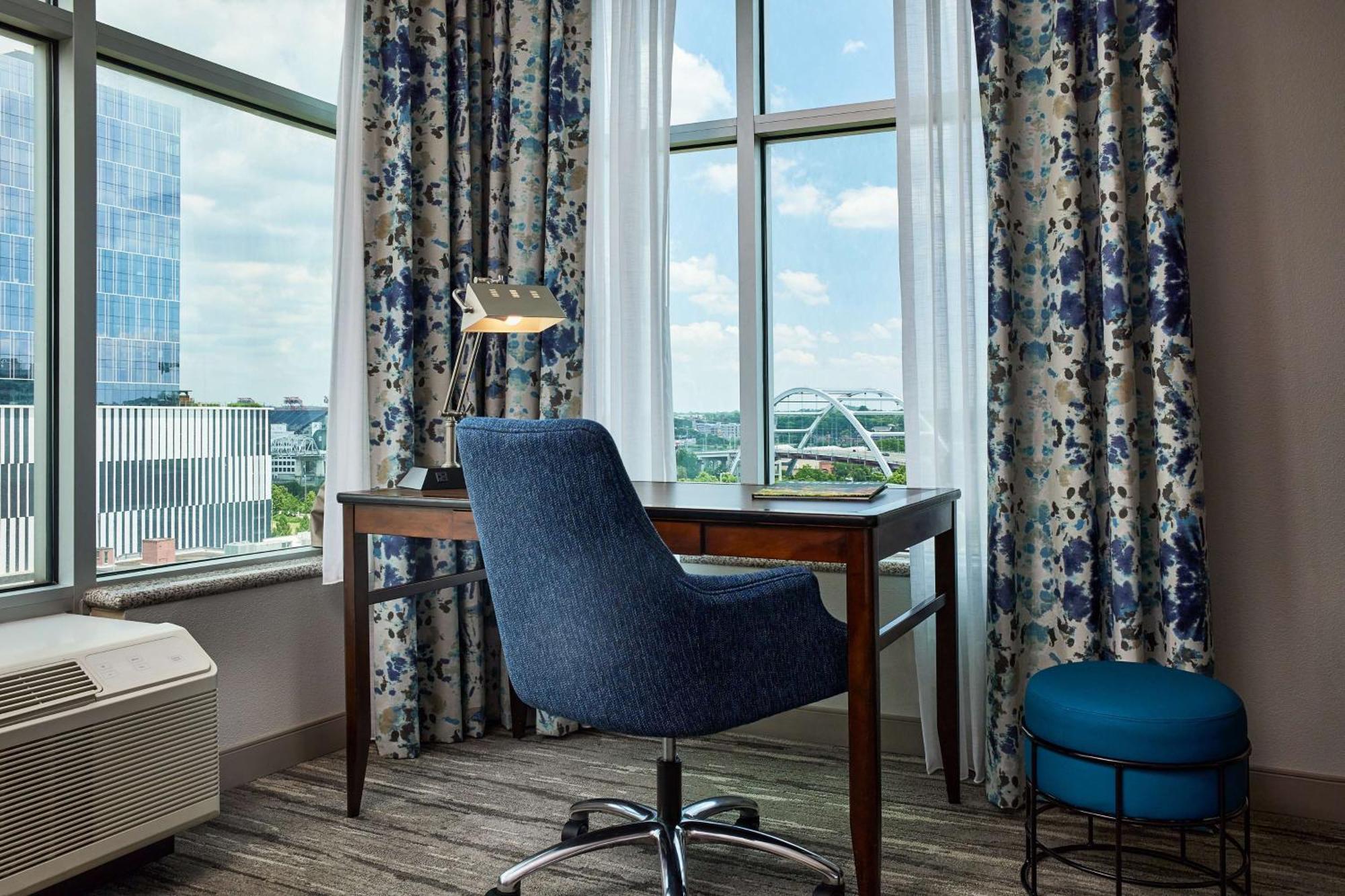 Hilton Garden Inn Nashville Downtown Convention Center Екстер'єр фото