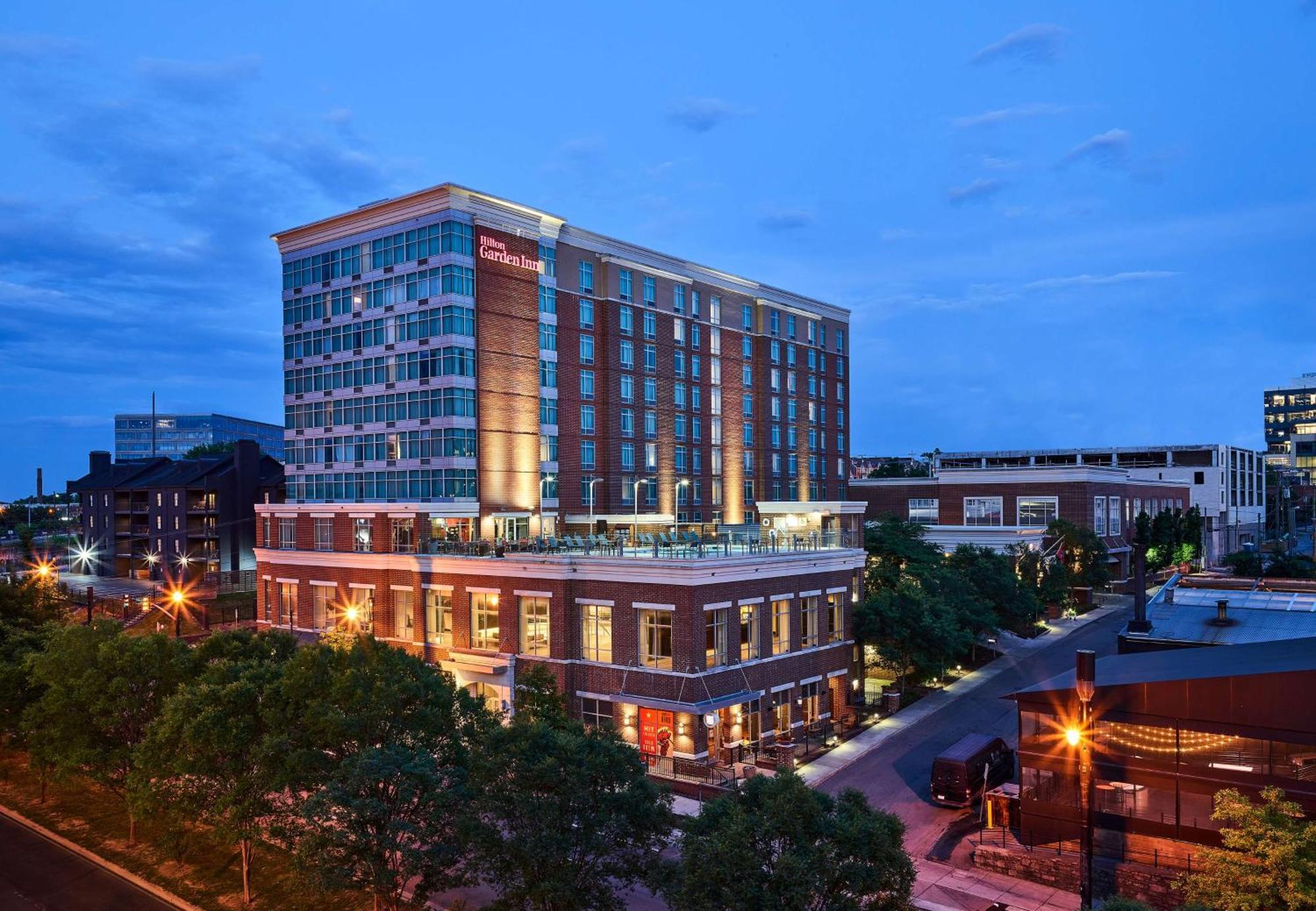 Hilton Garden Inn Nashville Downtown Convention Center Екстер'єр фото